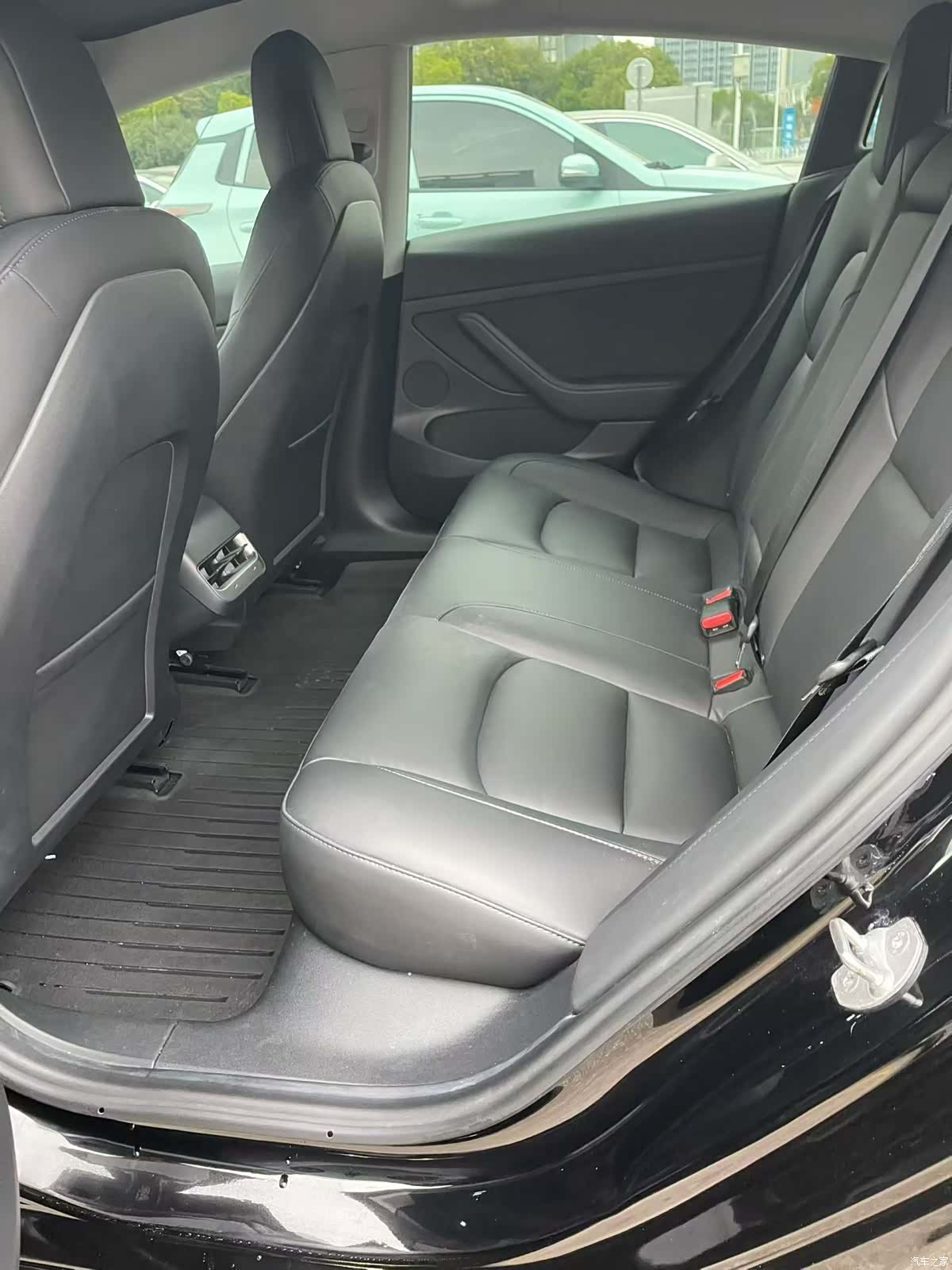 Tesla Model 3, 2021 6