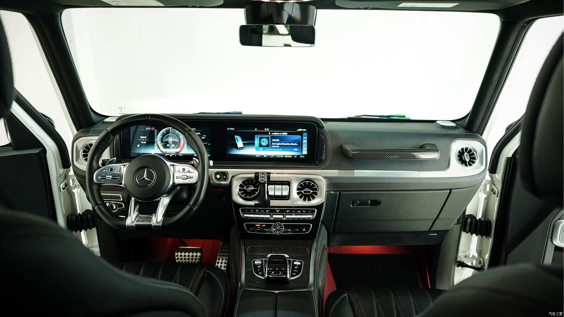 Mercedes-Benz G-Class, 2019 7
