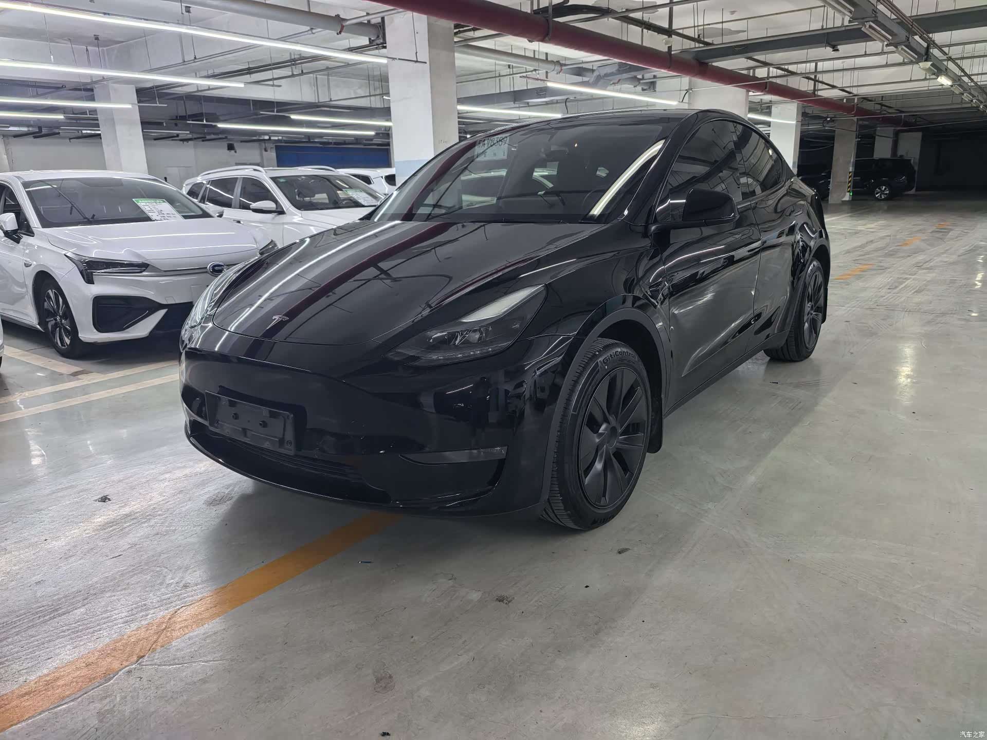 Tesla Model Y, 2024 1