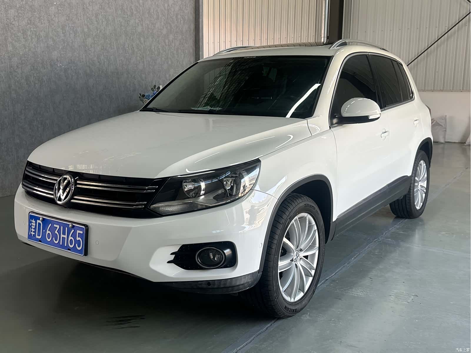Volkswagen Tiguan, 2015 1