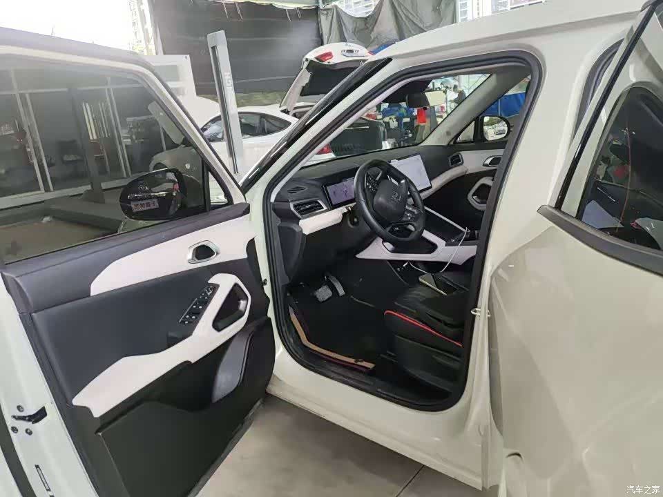 BYD Yuan, 2025 6