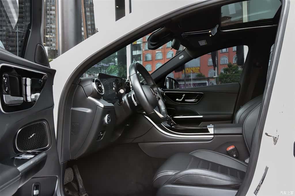 Mercedes-Benz C-Class, 2022 16