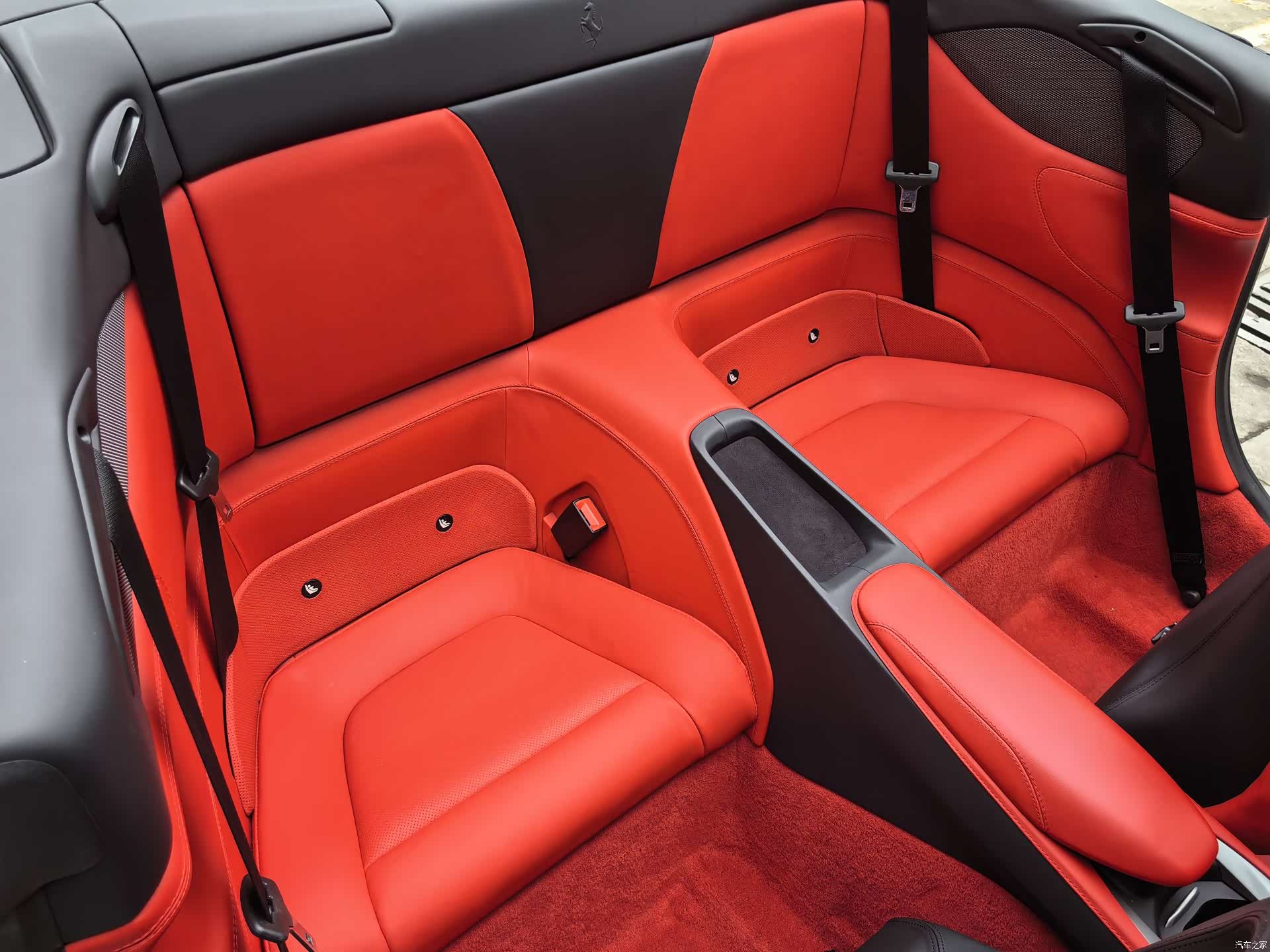 Ferrari Portofino, 2019 16