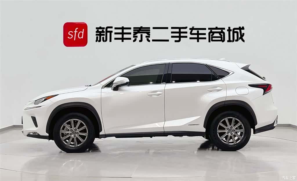 Lexus NX, 2020 4