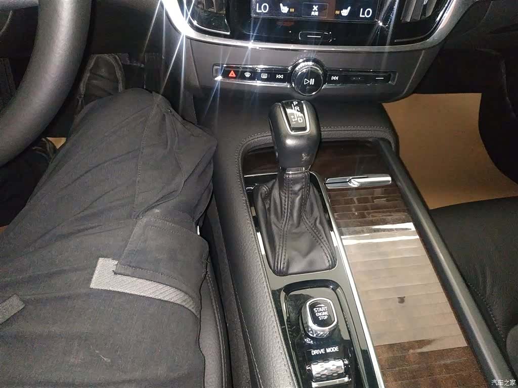 Volvo S90, 2018 14