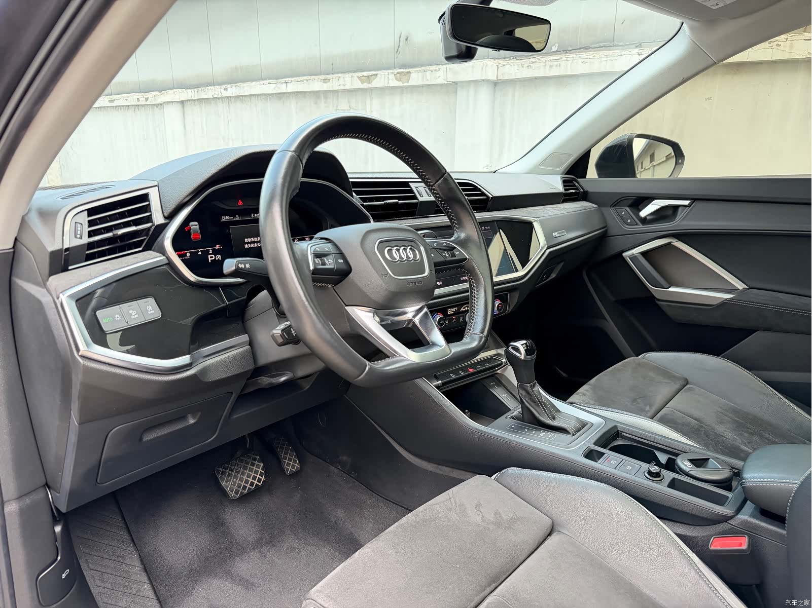 Audi Q3, 2022 15