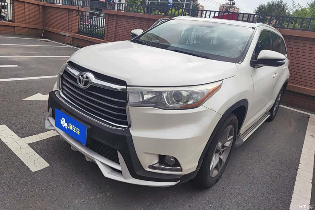 Toyota Highlander, 2017 1