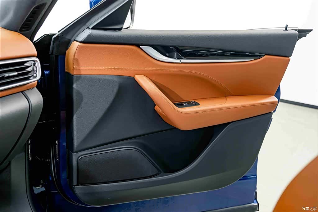 Maserati Levante, 2021 15