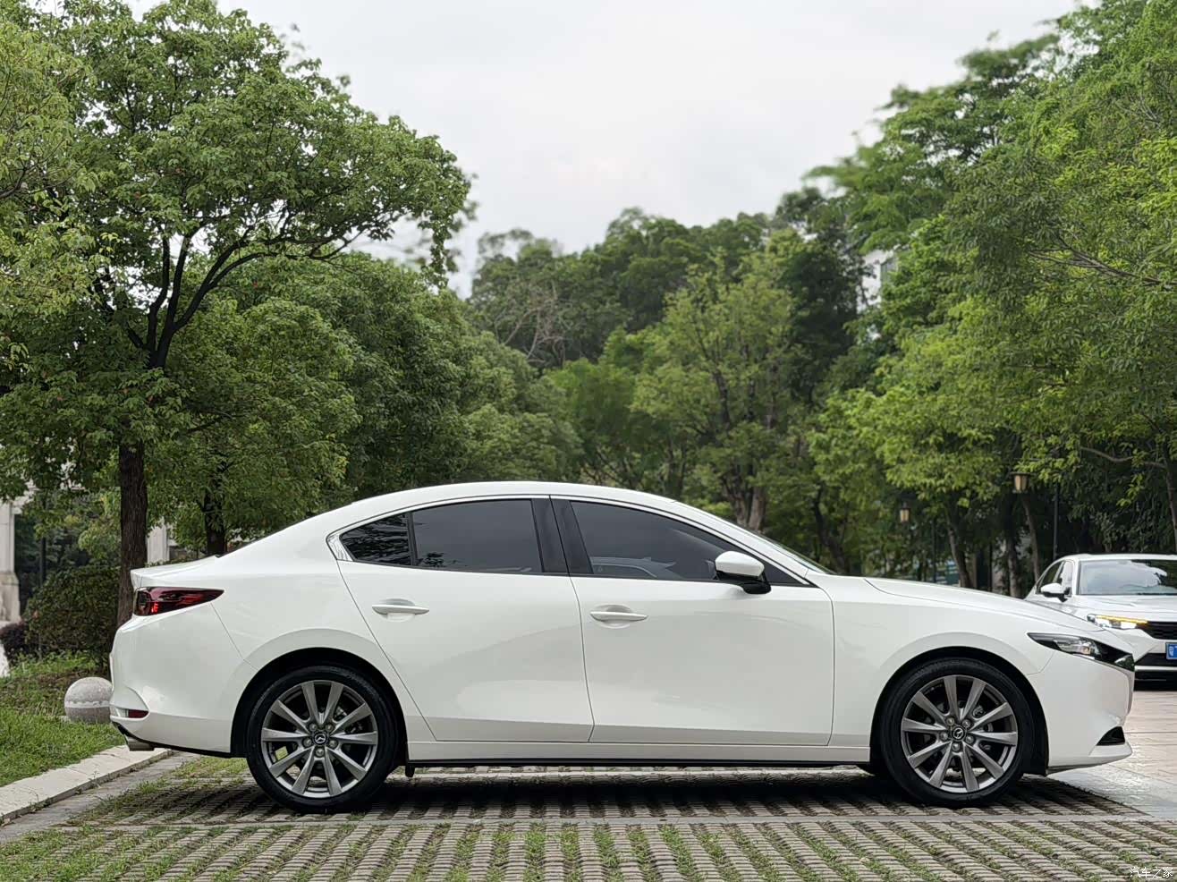 Mazda Mazda3, 2020 6
