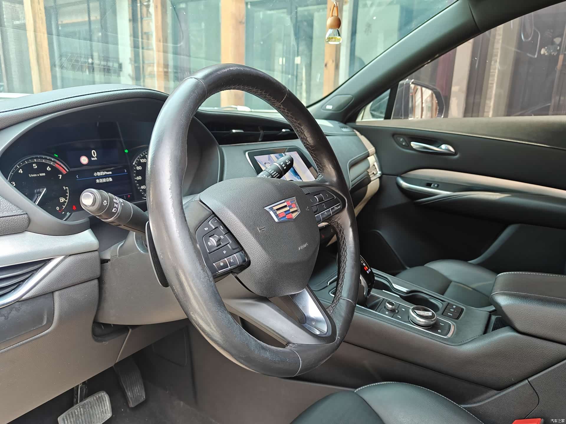 Cadillac XT4, 2020 10