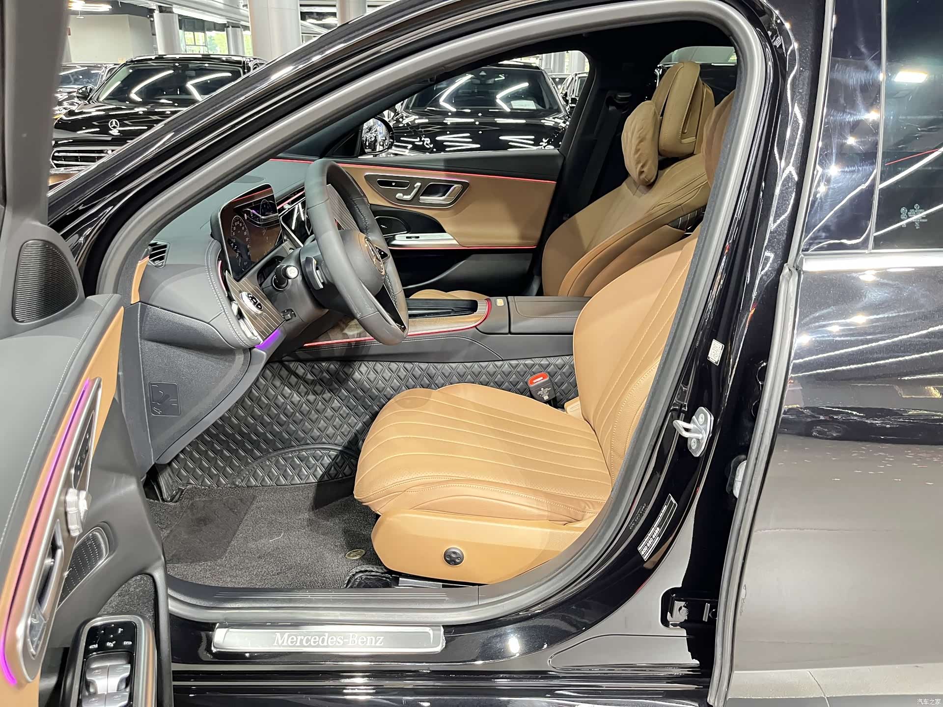 Mercedes-Benz E-Class, 2024 4