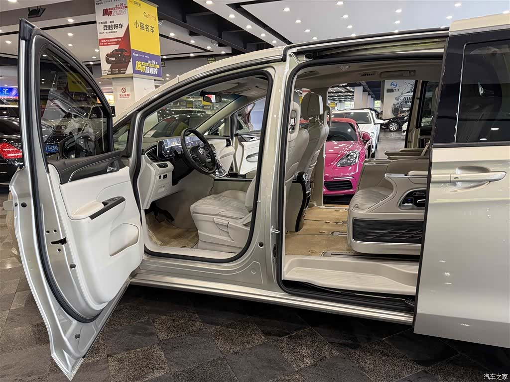 Buick GL8, 2021 33