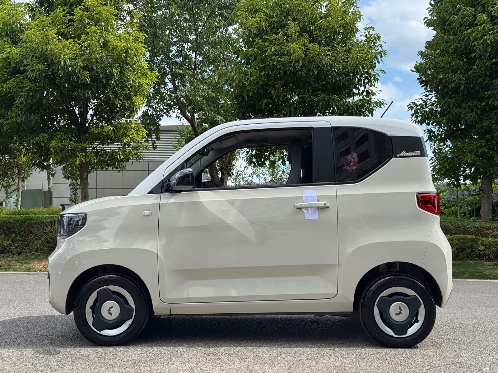 Wuling MINIEV, 2022 8