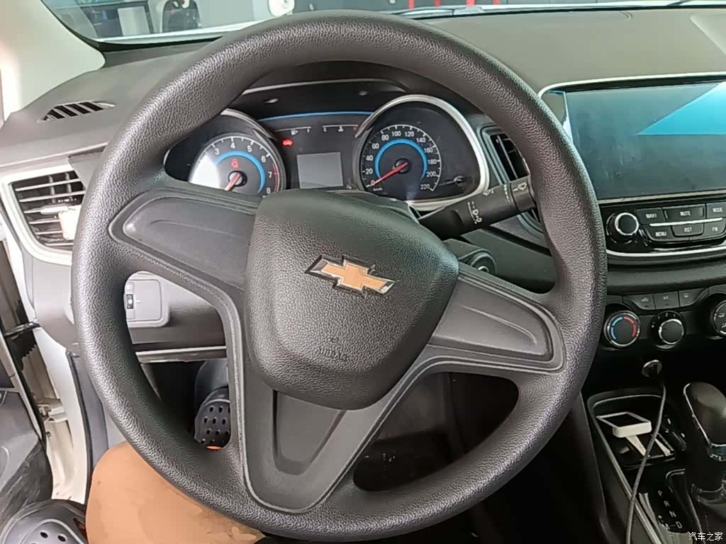 Chevrolet 320, 2018 11