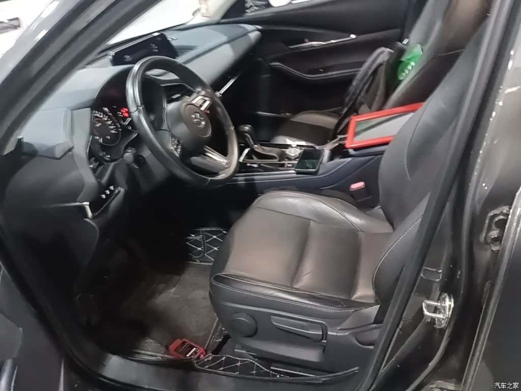 Mazda CX-30, 2020 15