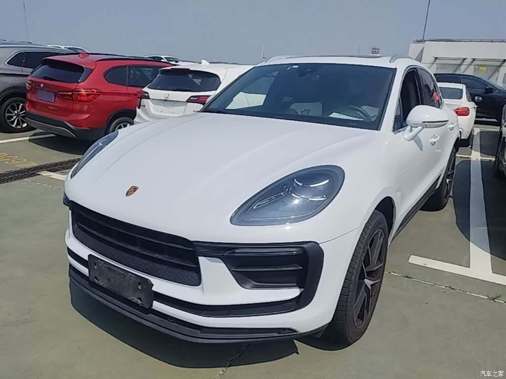 Porsche Macan, 2022 1
