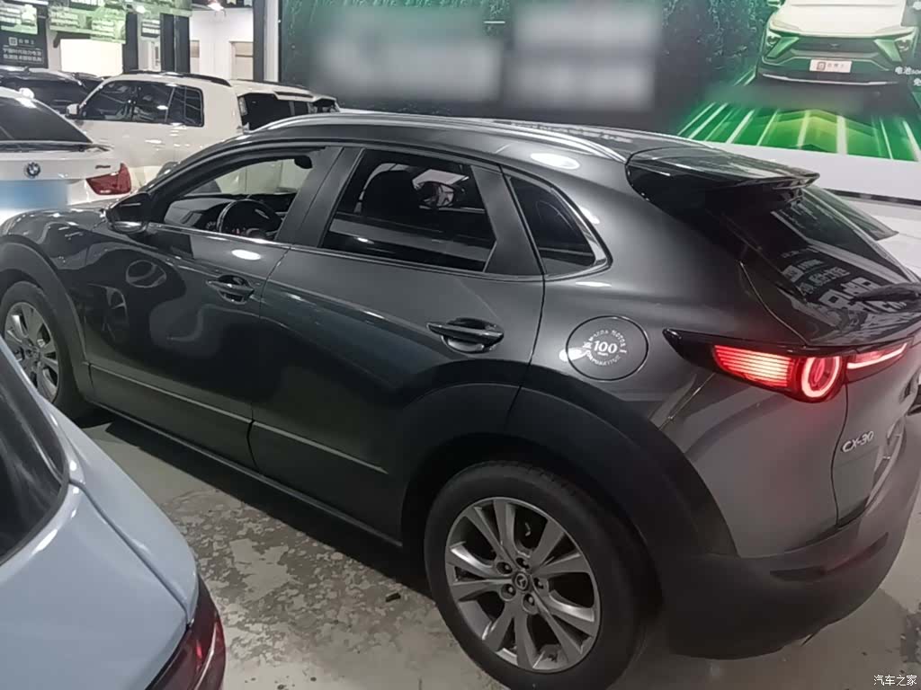 Mazda CX-30, 2020 все фото