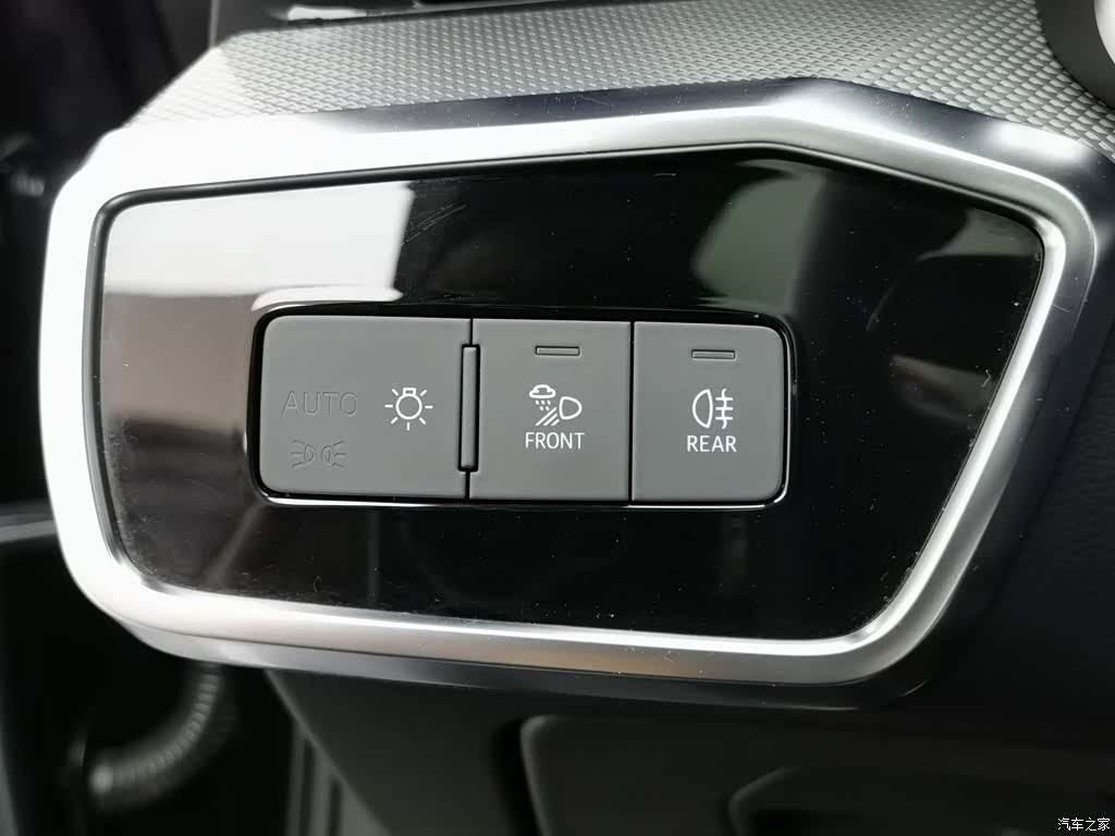 Audi A6L, 2021 21