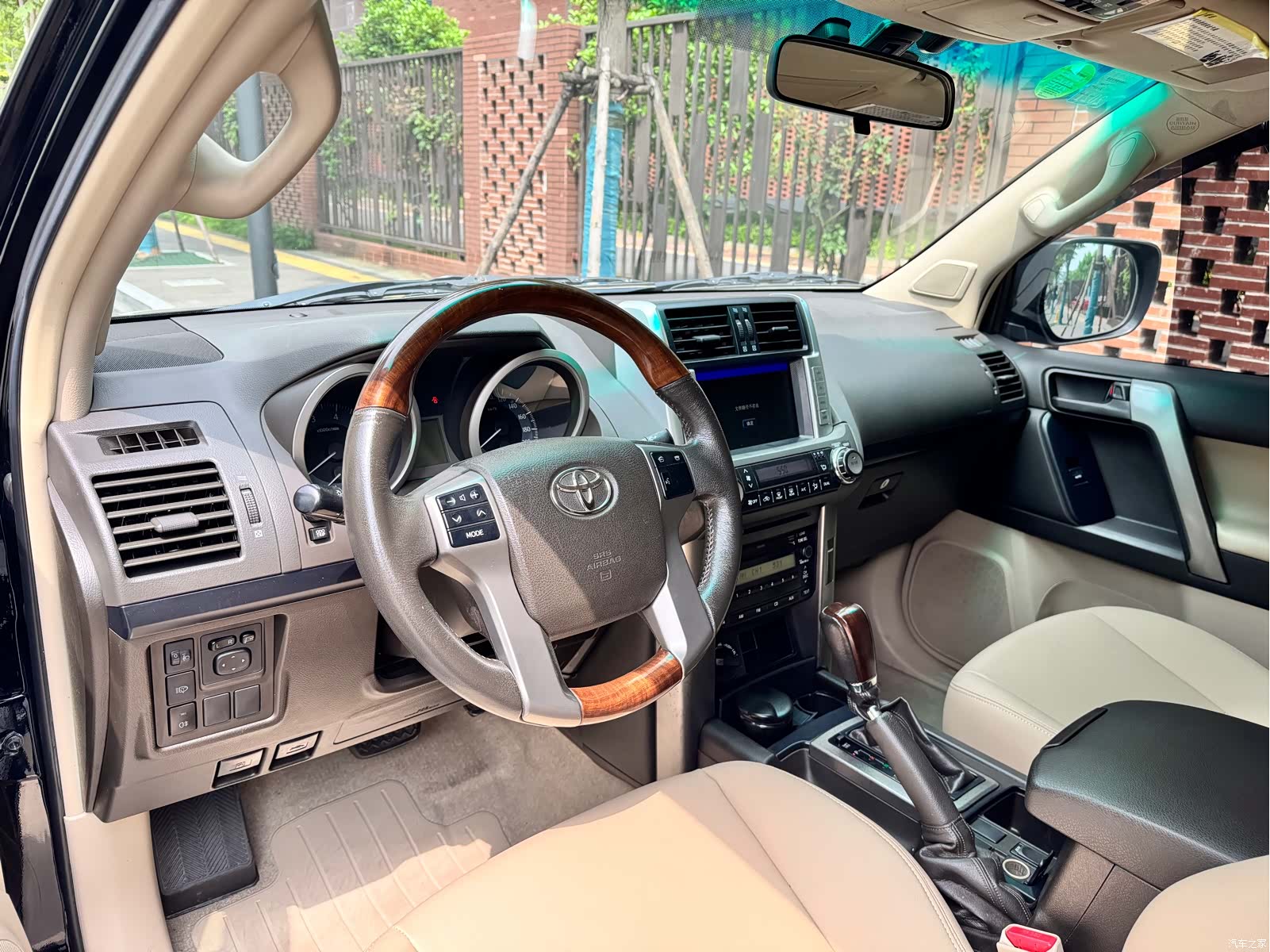 Toyota Prado, 2013 4