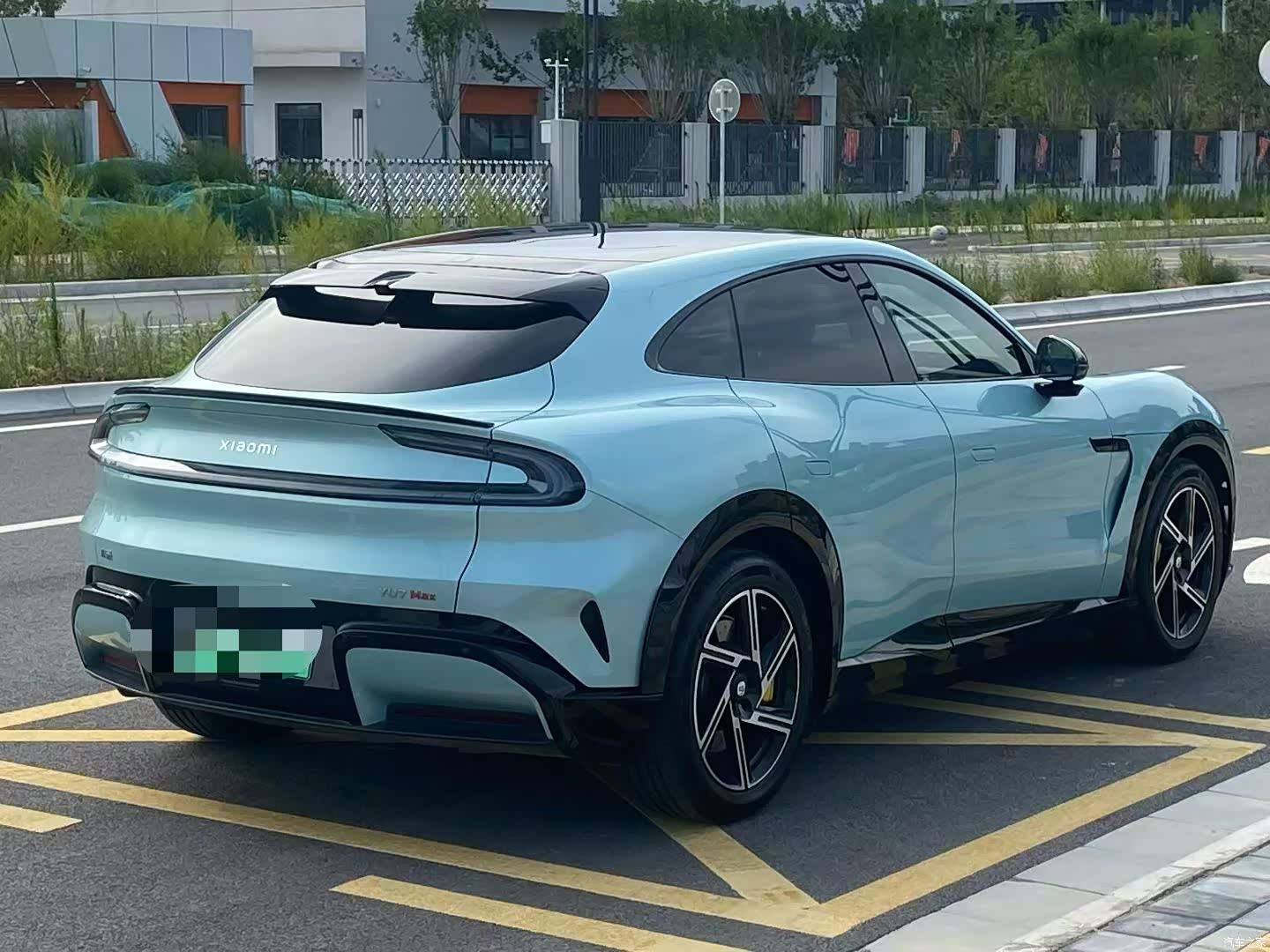 Xiaomi YU7, 2025 7