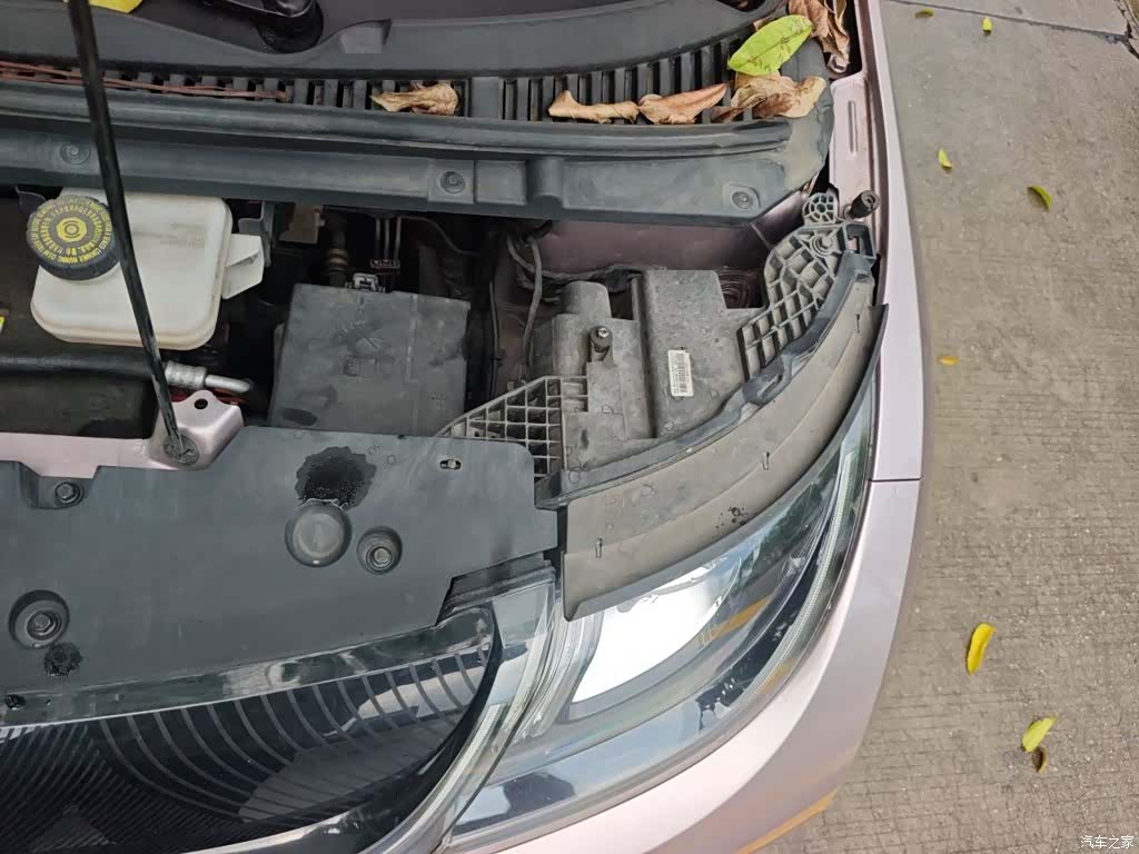 BYD Dolphin, 2022 21