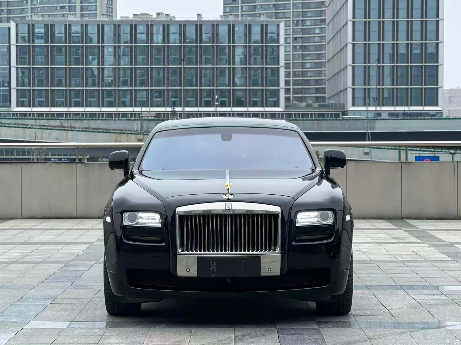 Rolls-Royce Ghost, 2010 2