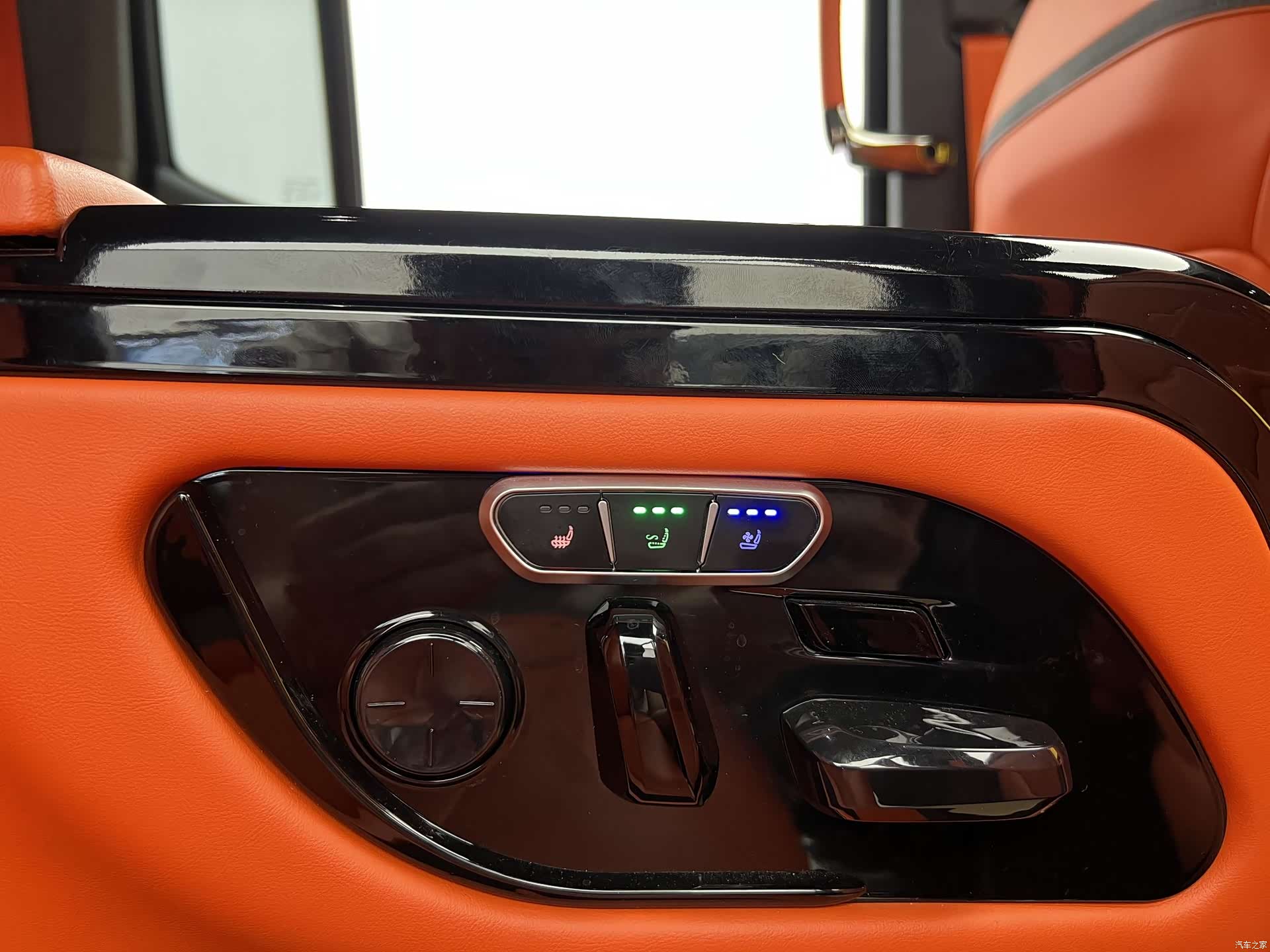 Tank 300, 2024 31