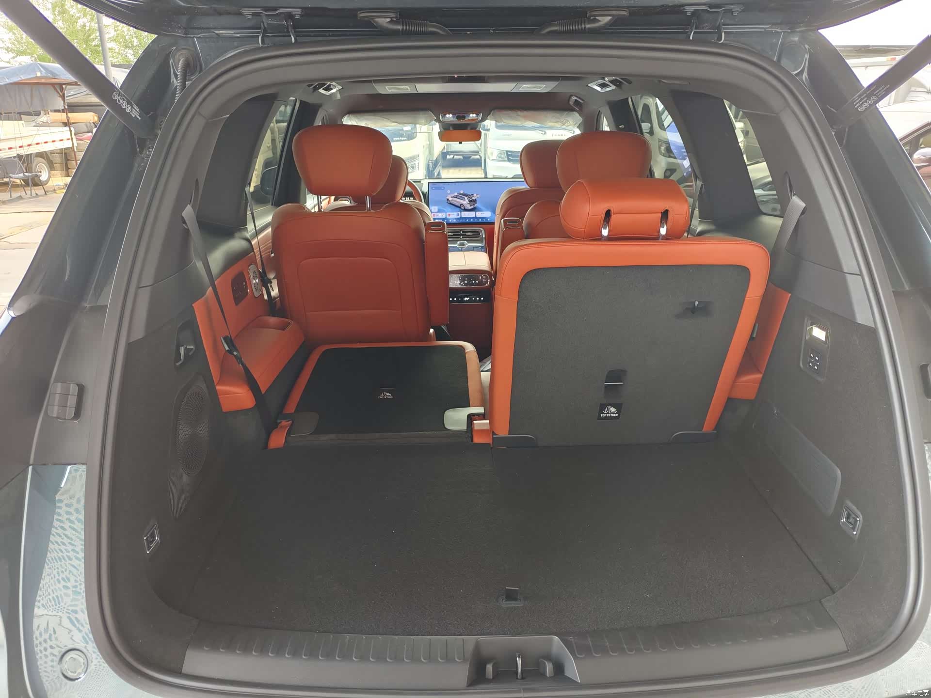 Geely M9, 2026 11