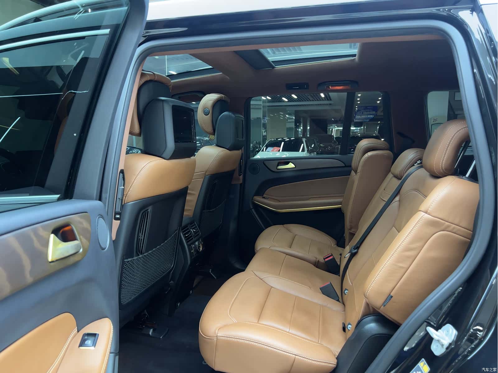 Mercedes-Benz GLS, 2017 7