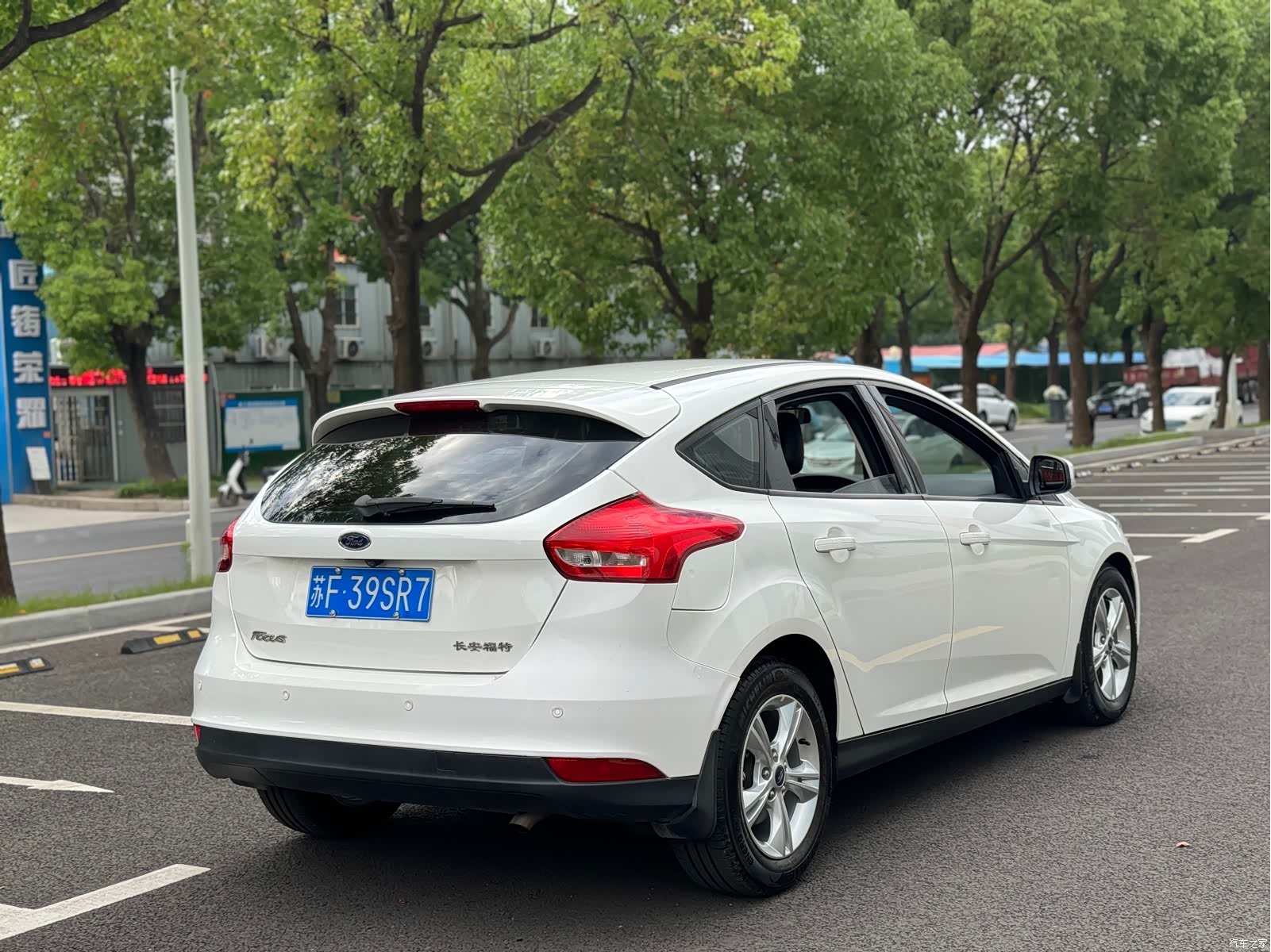Ford Focus, 2017 12