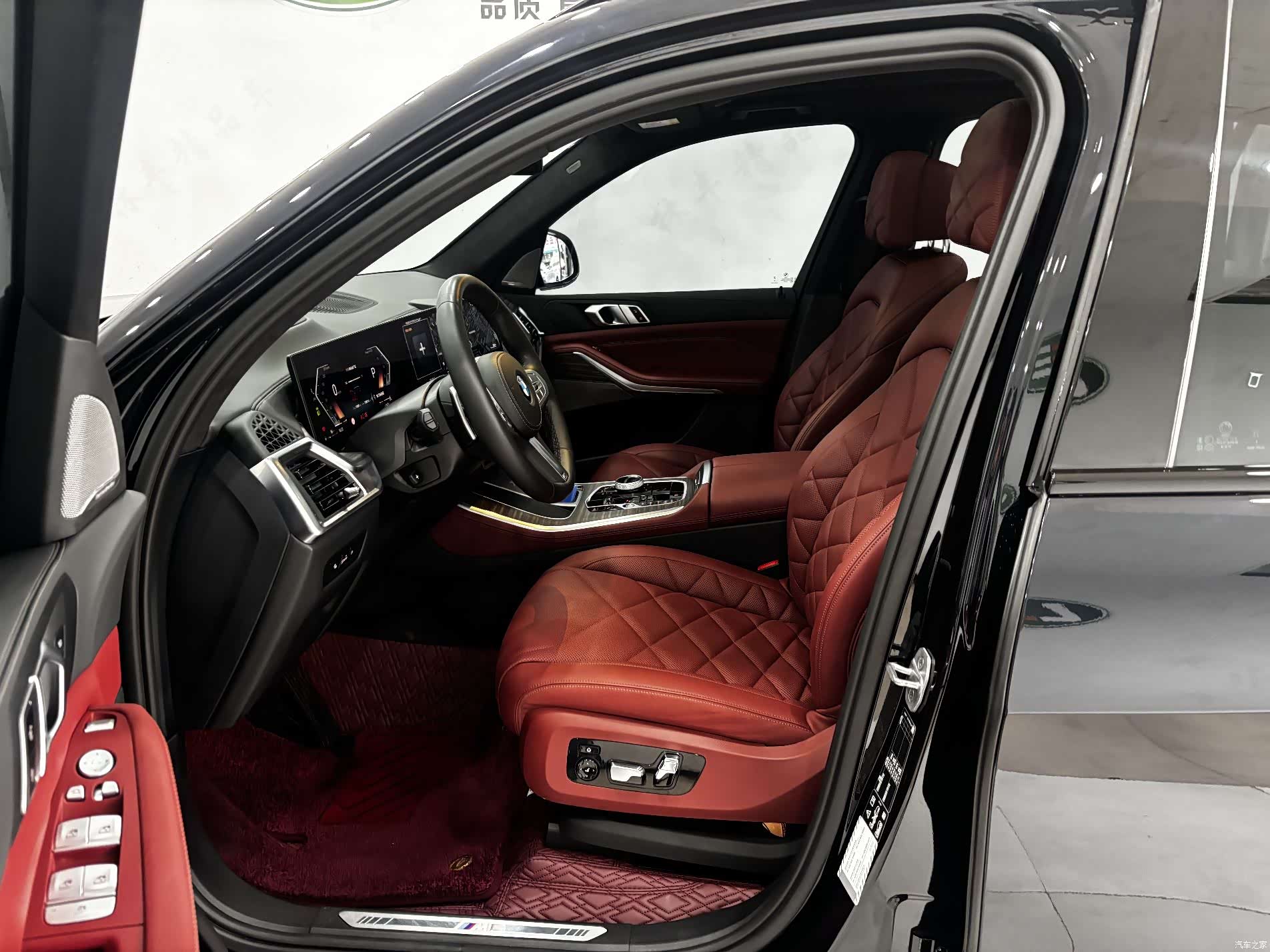 BMW X5, 2025 12