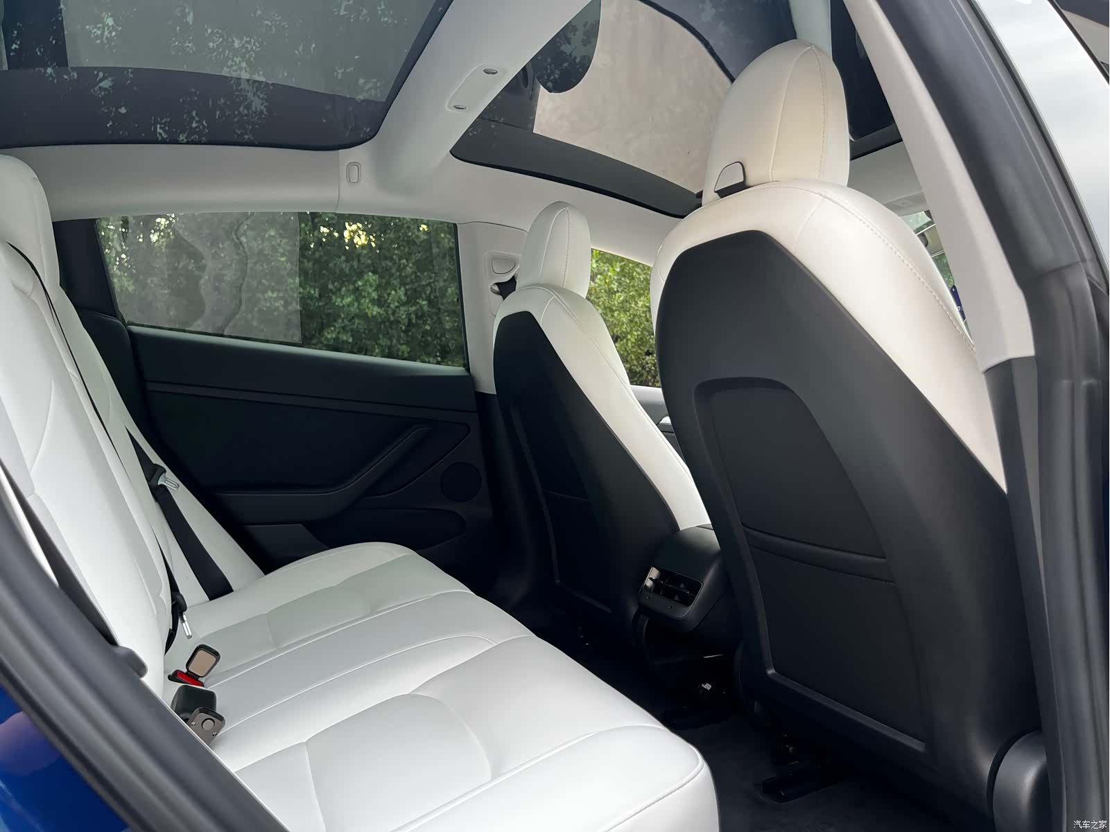Tesla Model 3, 2021 15