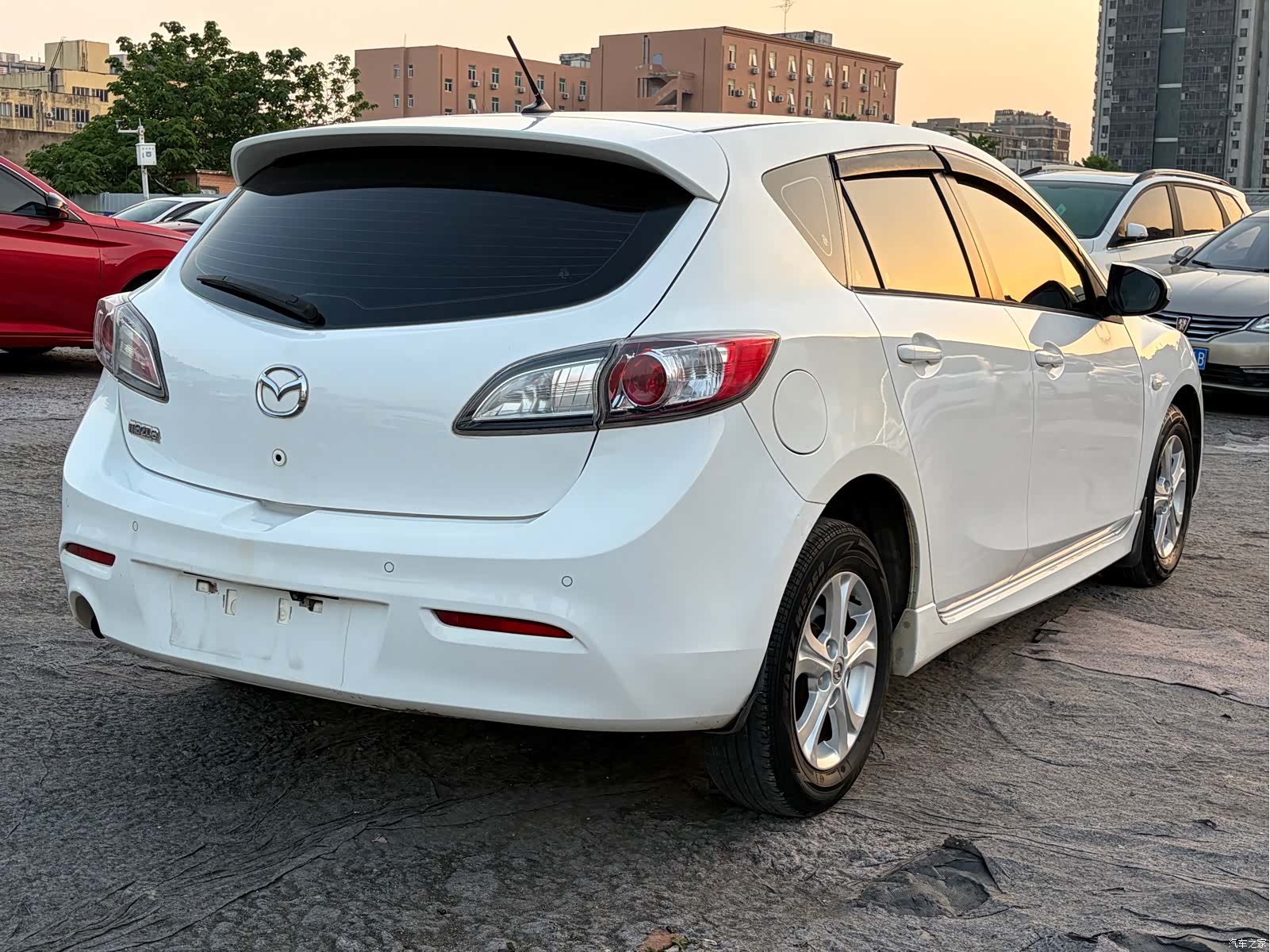 Mazda 3, 2013 4