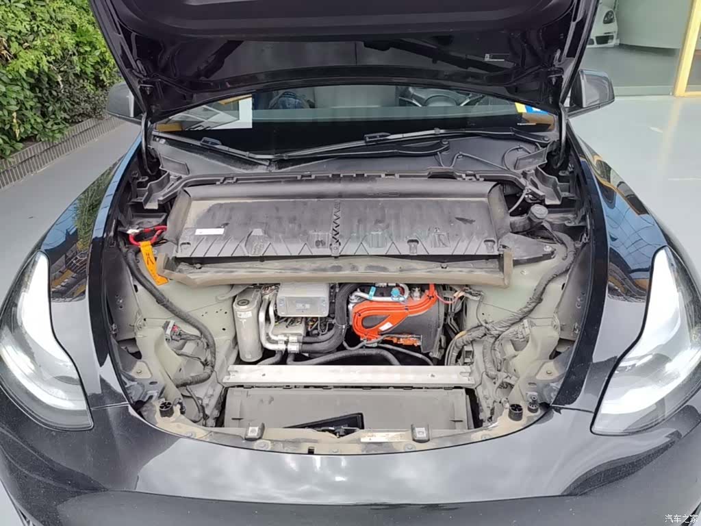 Tesla Model Y, 2022 20