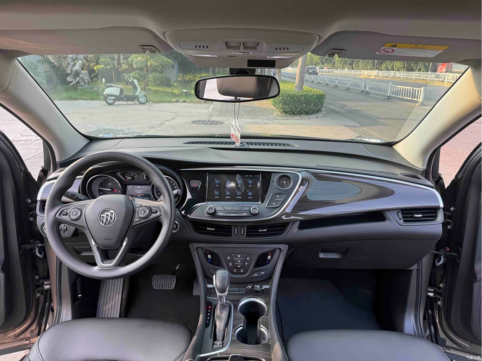 Buick Envision Plus, 2018 14