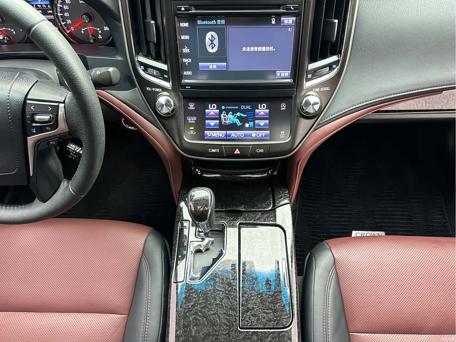 Toyota Crown, 2019 10