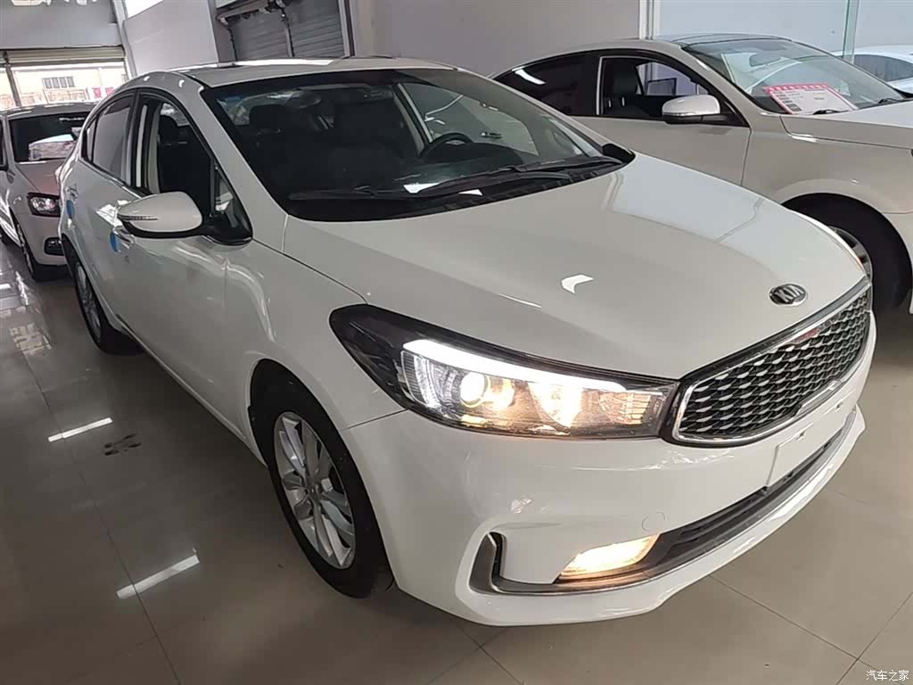 Kia K3, 2016 4