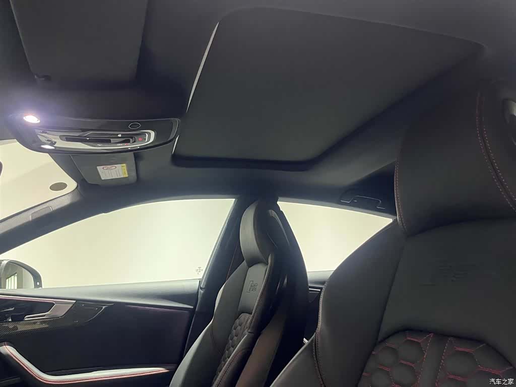 Audi RS, 2026 13