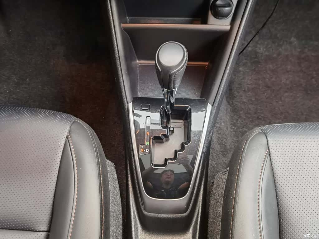 Toyota YARiS L, 2021 13