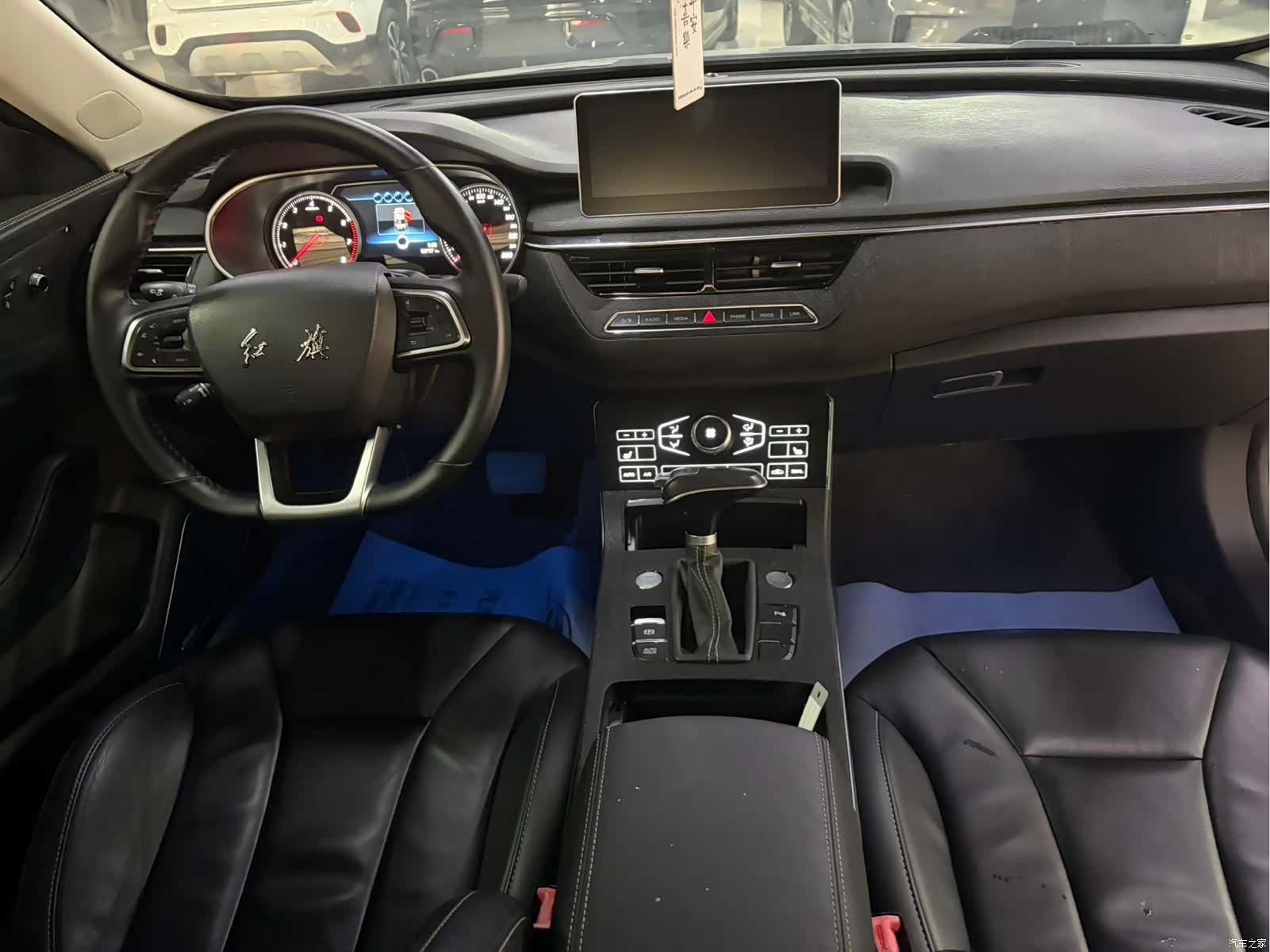 Hongqi H5, 2019 6