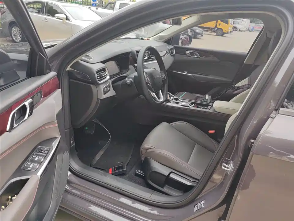 Lynk & Co 02 New energy