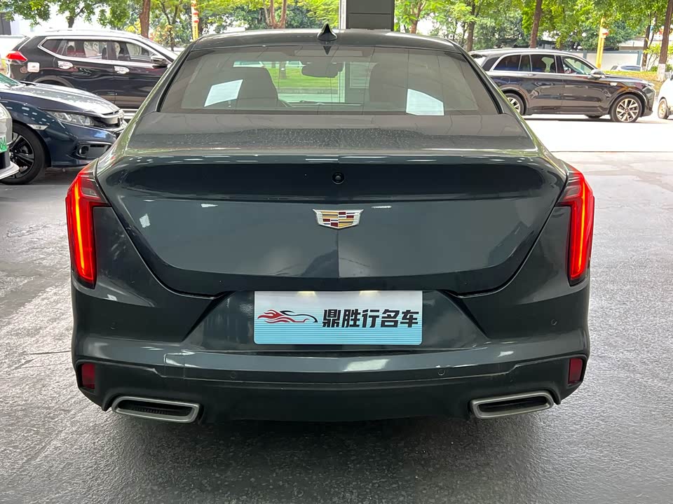 Cadillac CT4