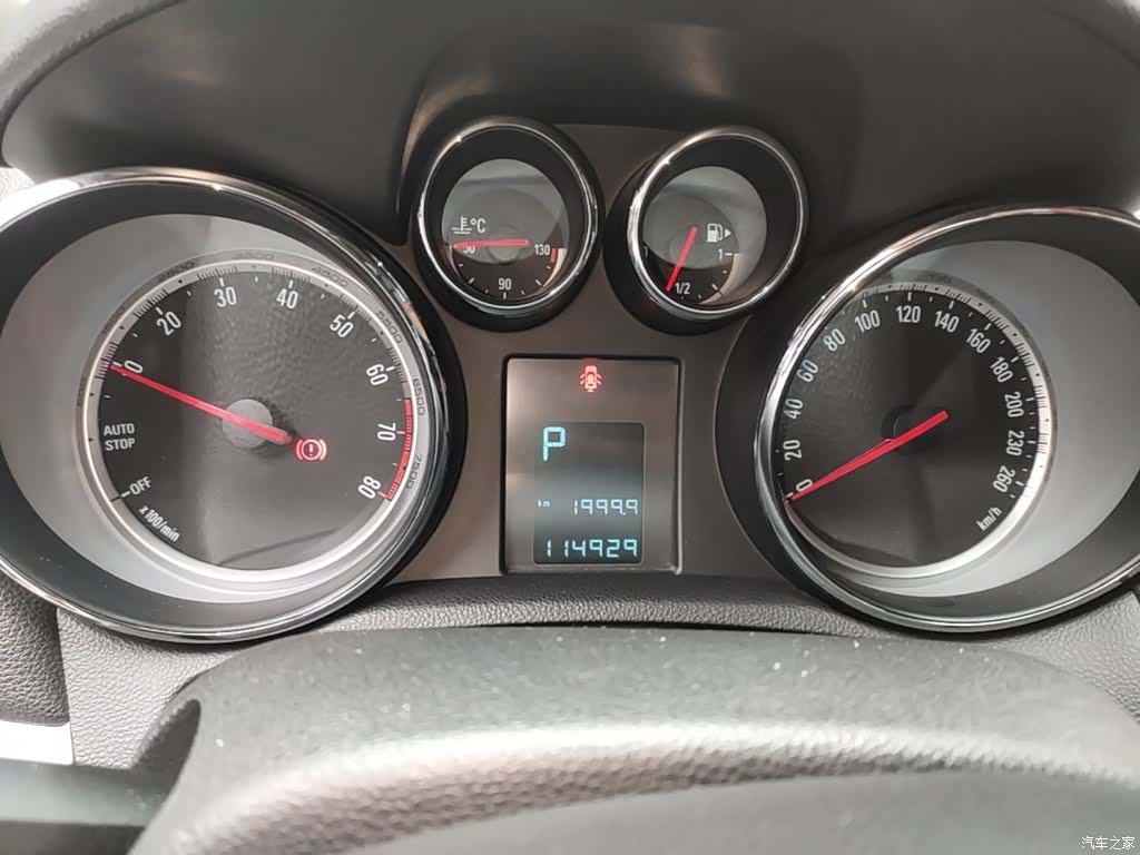 Buick Encore, 2016 12