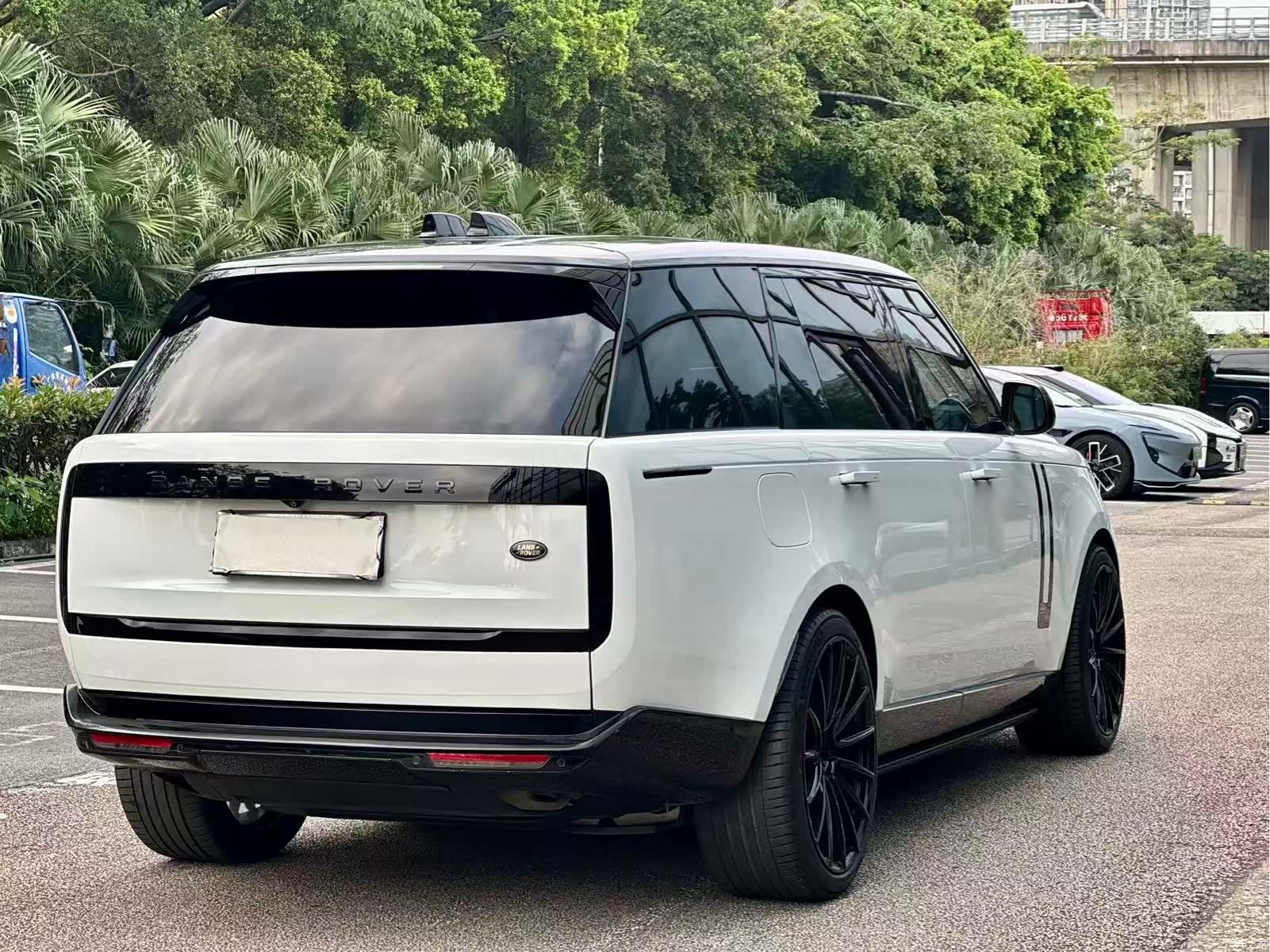 Land Rover Range Rover, 2023 16