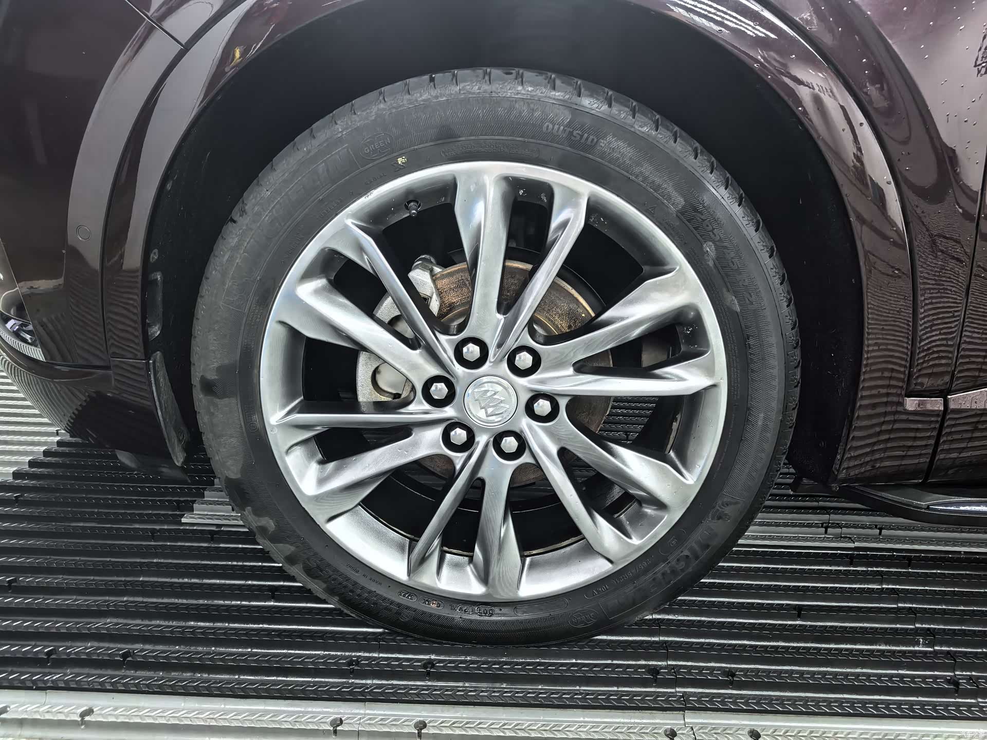 Buick Enclave, 2020 все фото