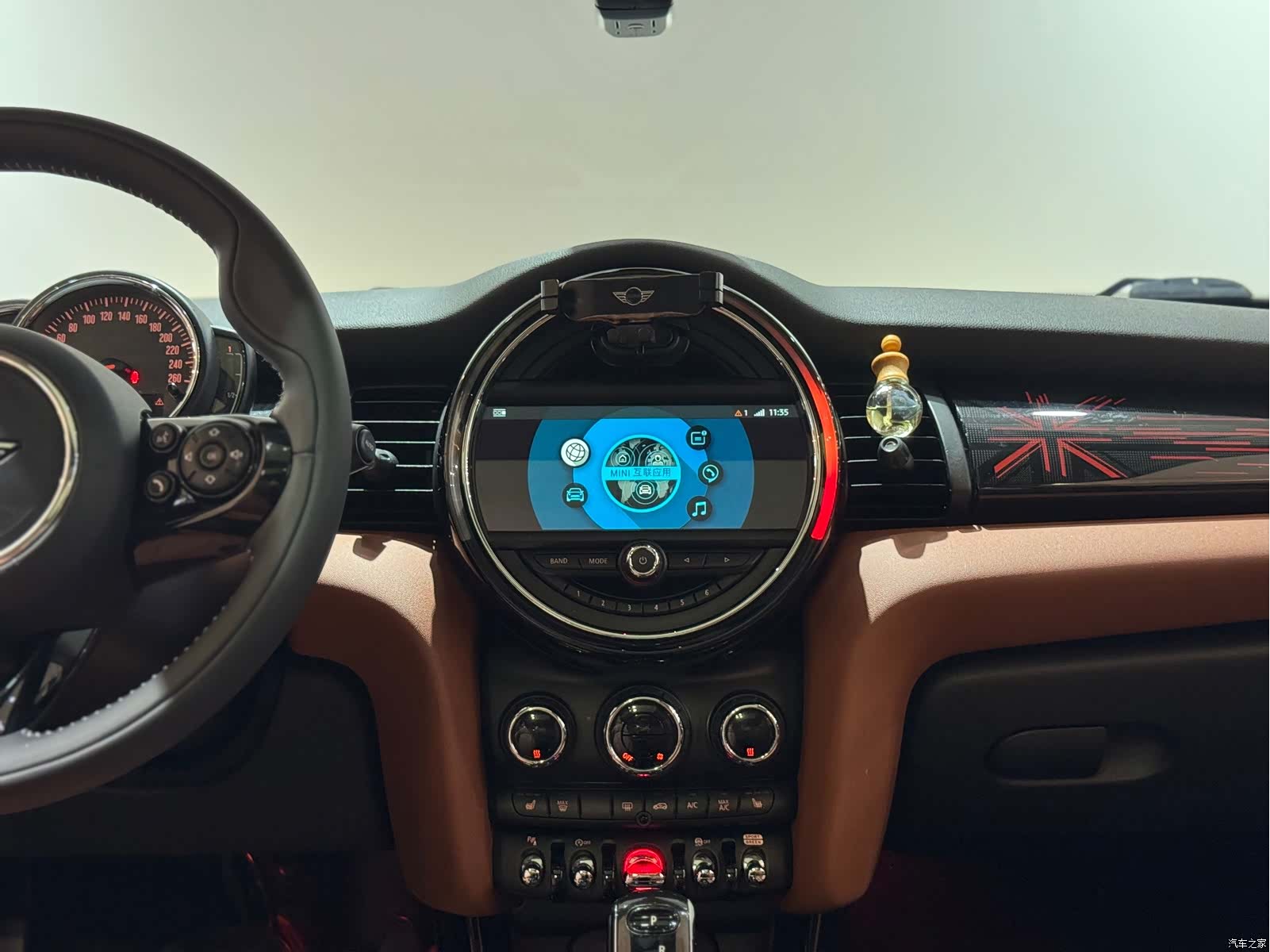 Mini Cooper, 2018 11