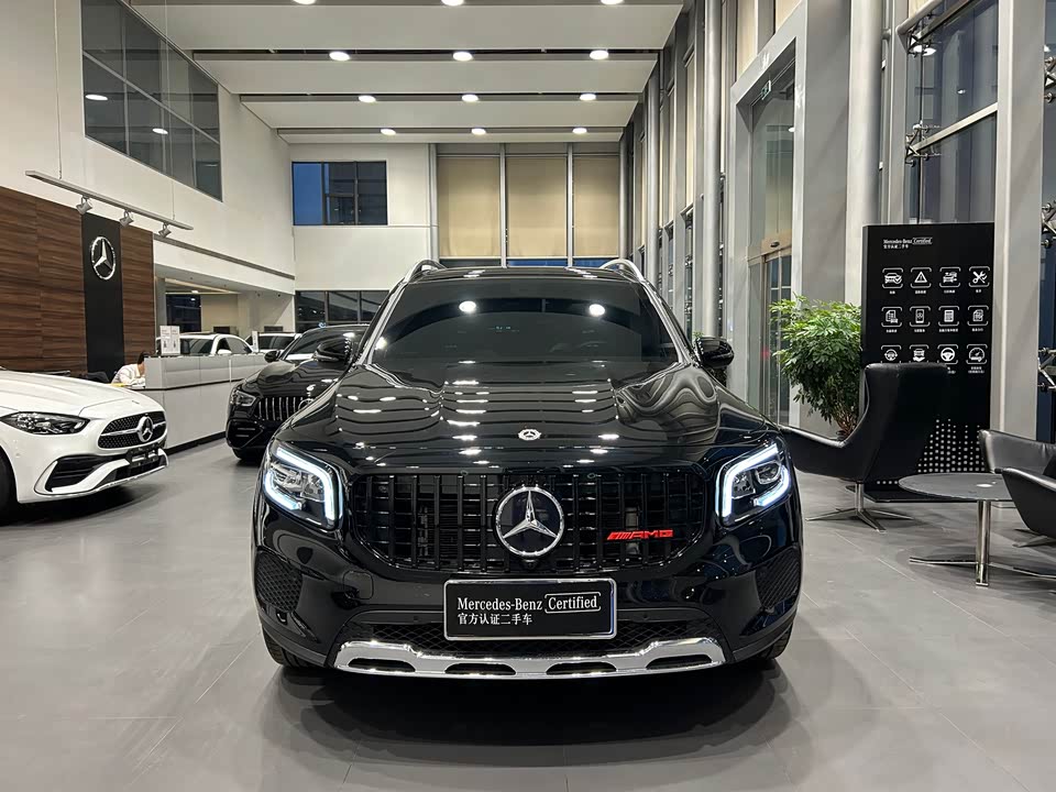 Mercedes-Benz GLB Mercedes-Benz GLB