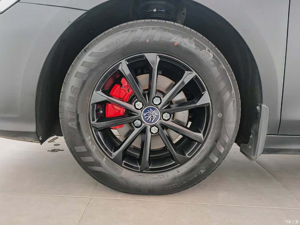 BYD Qin, 2023 17