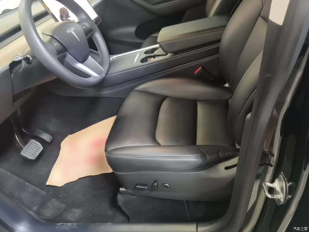 Tesla Model Y, 2021 15