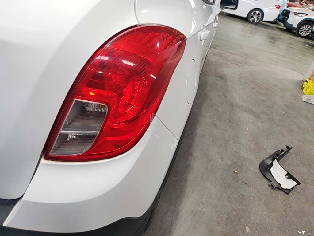 Buick Encore, 2015 24